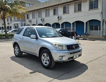 Cars for rent in Zanzibar with Drive Zanzibar Toyota Rav 4 3 door silver